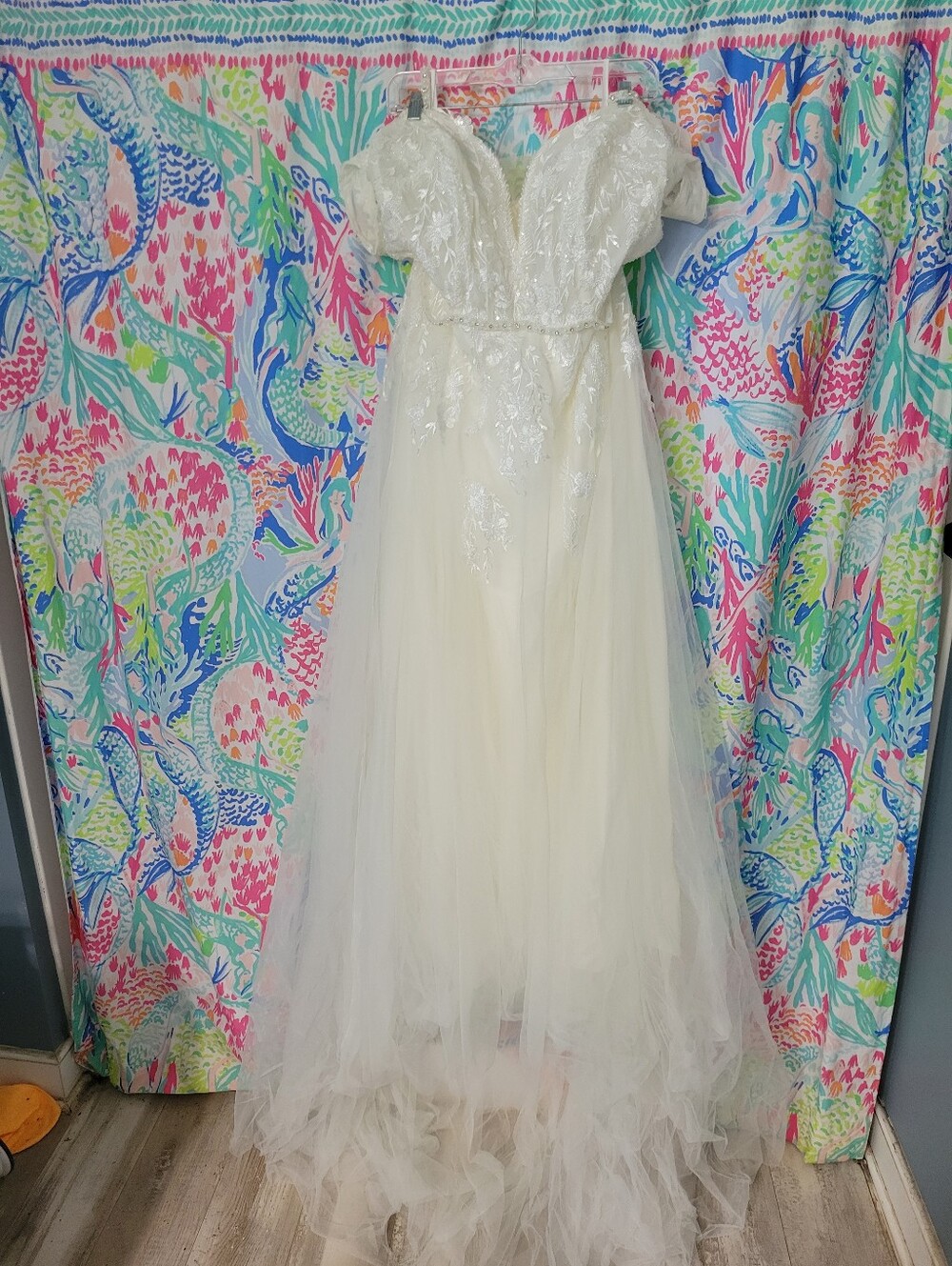 Ivory Lace & Tulle Womens Wedding Dress Size 18 NWT